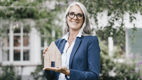 Maklerin_der_LBS_Immobilien_GmbH_NordWest