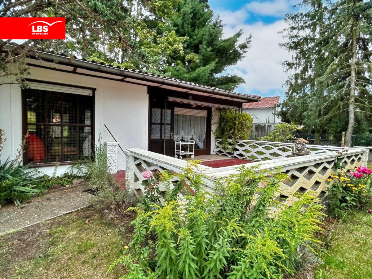 Bungalow mit Terrasse