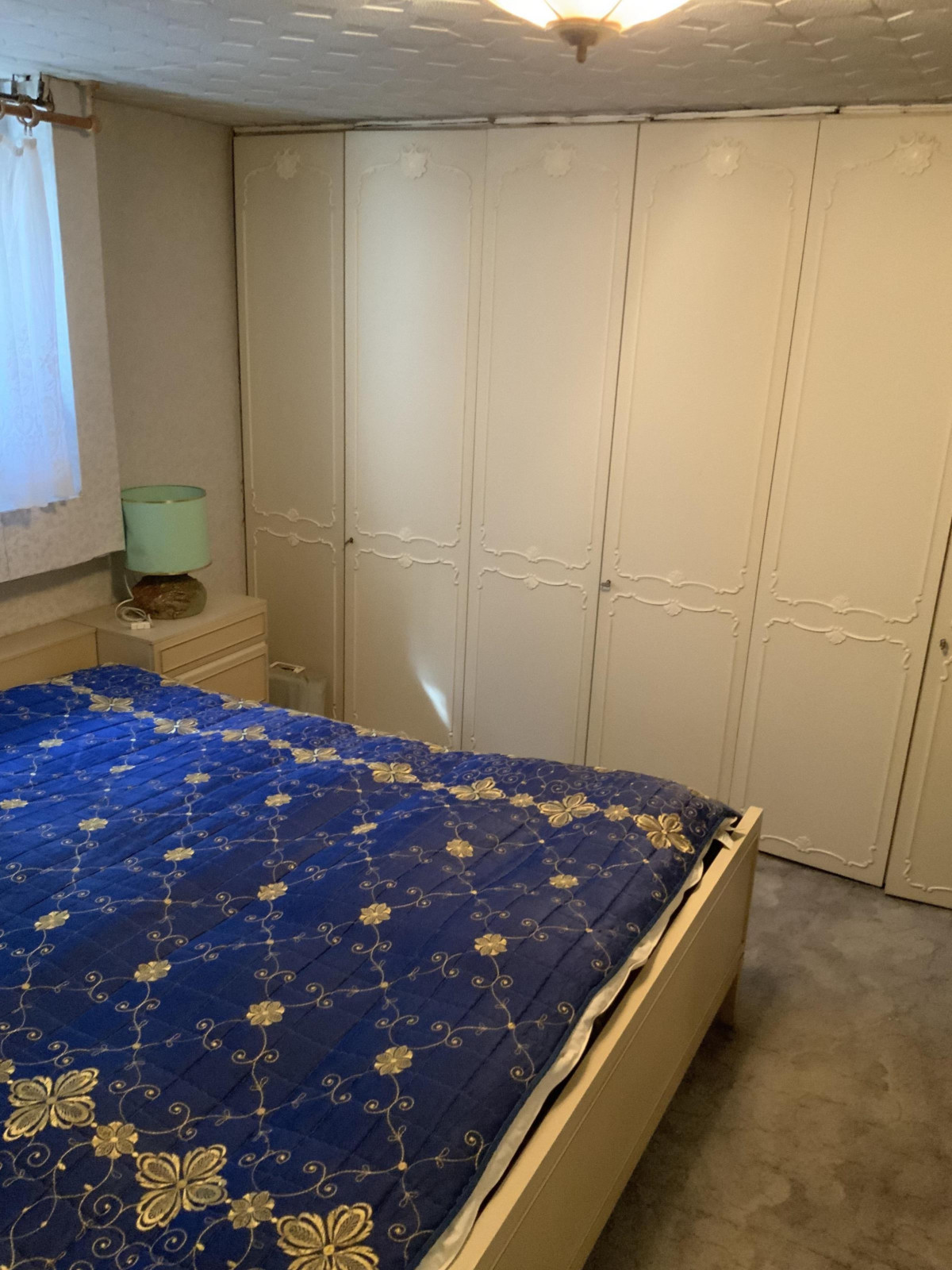 Schlafzimmer im Keller