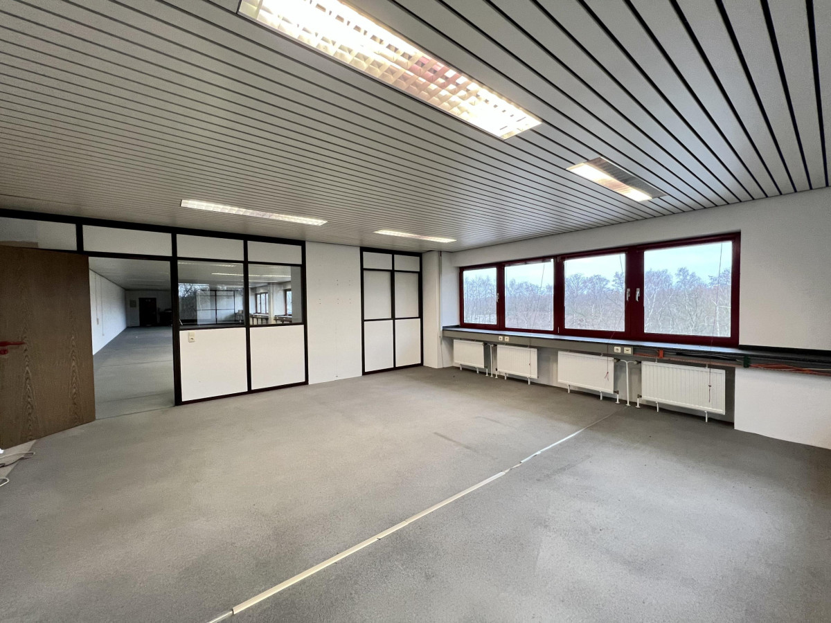 Büro 1