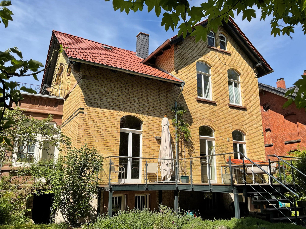 Hausansicht 15.00 Uhr