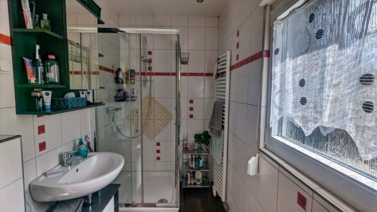 Badezimmer EG