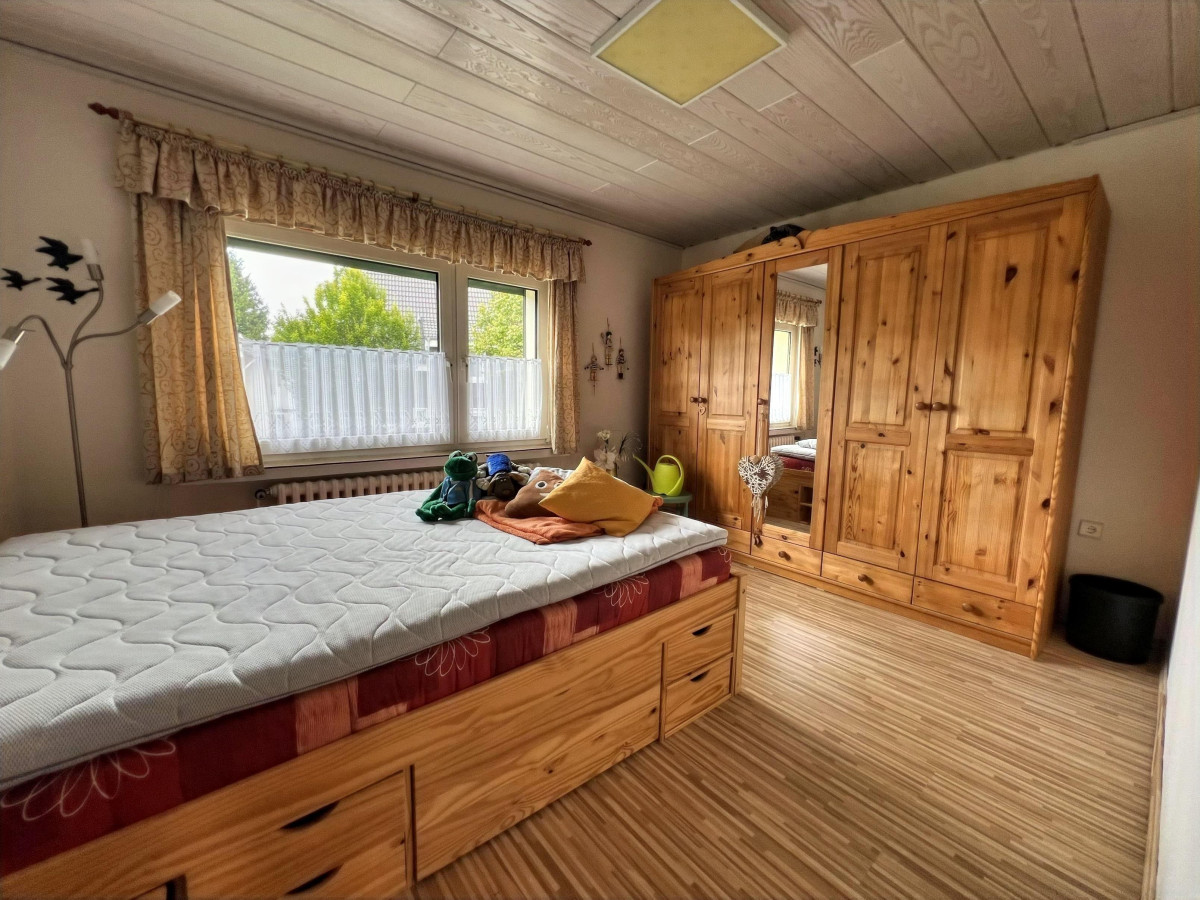Schlafzimmer OG