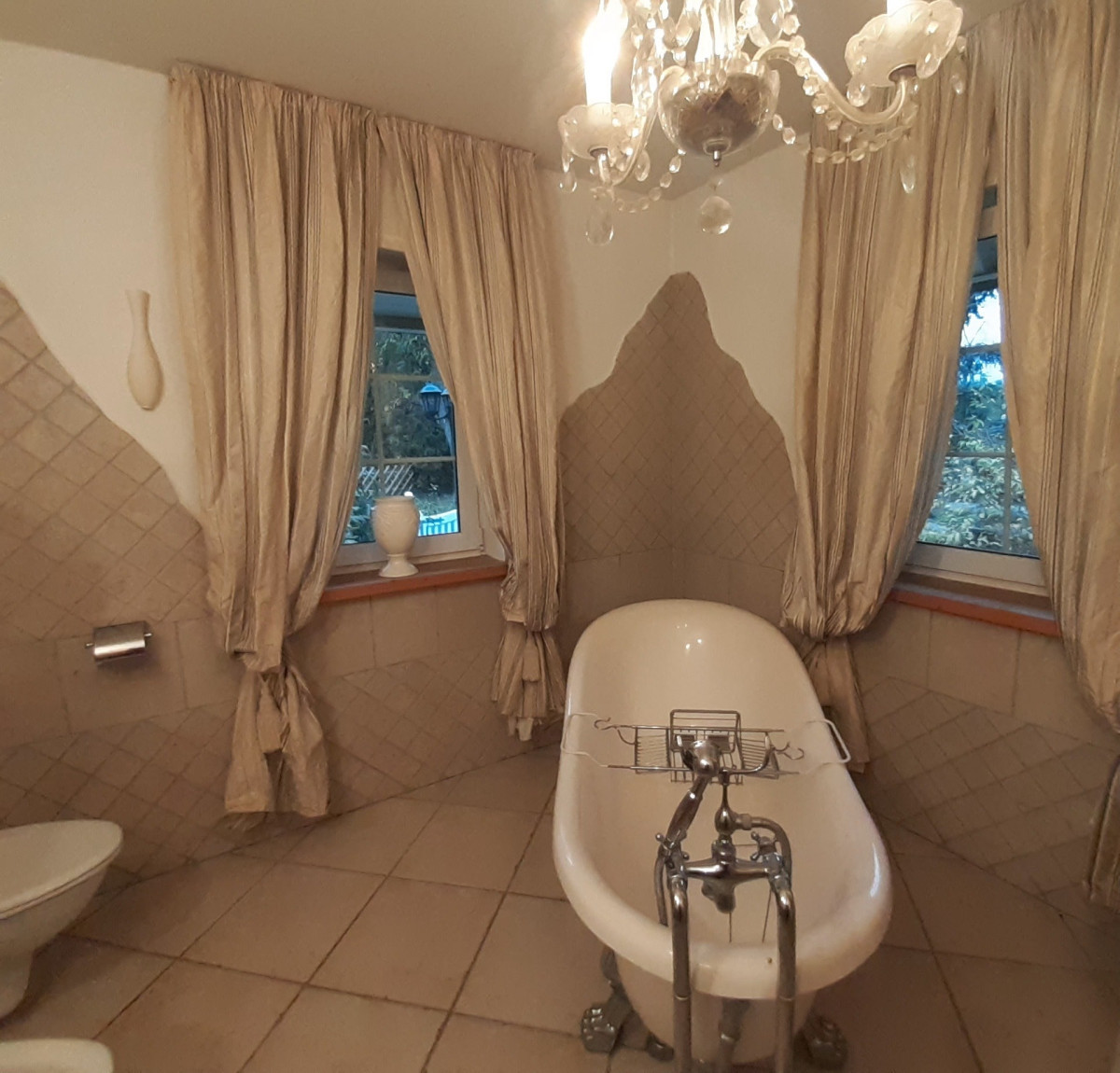 Badezimmer im Erdgeschoß