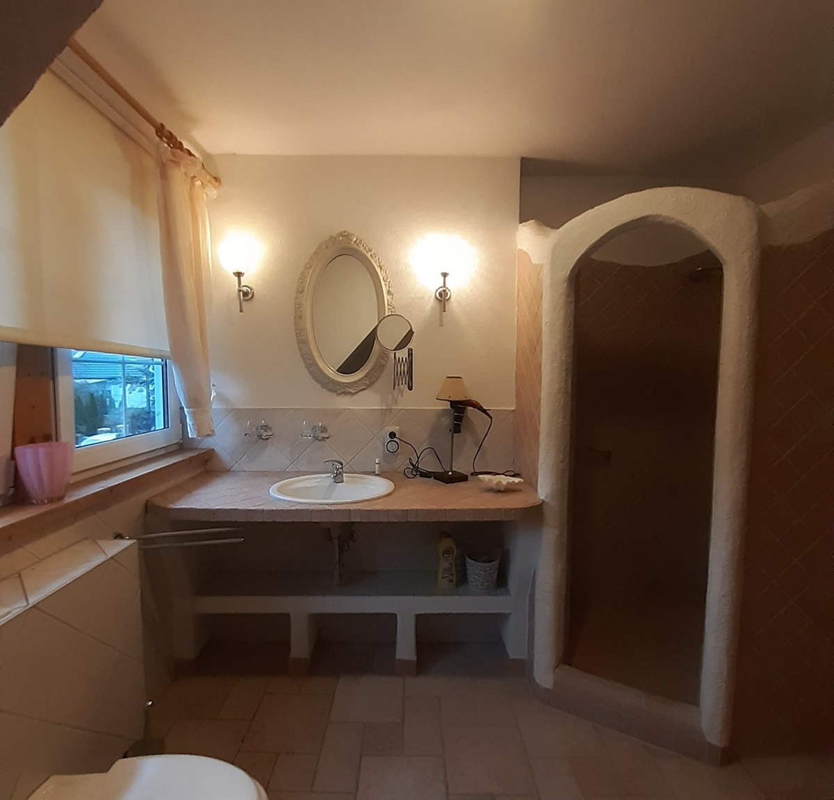 Badezimmer im Obergeschoß
