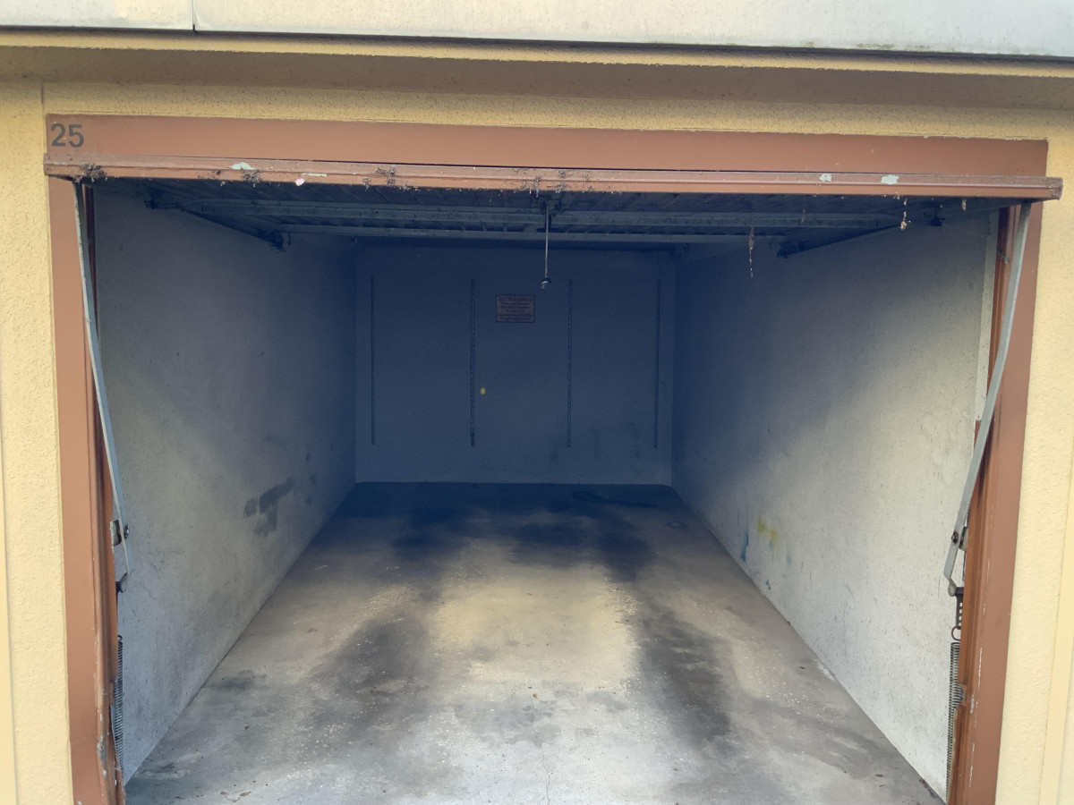 Optionale Garage