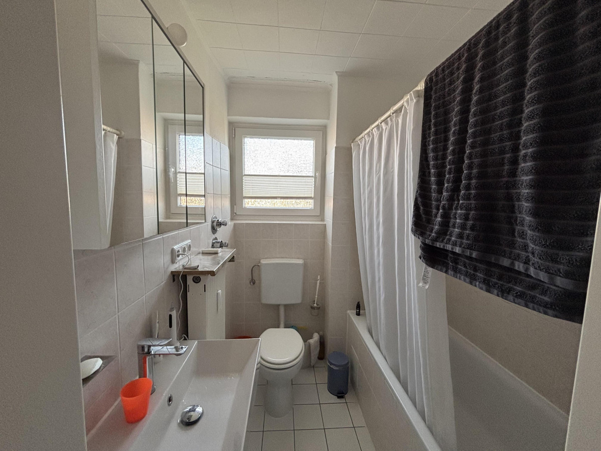 Badezimmer mit Wanne