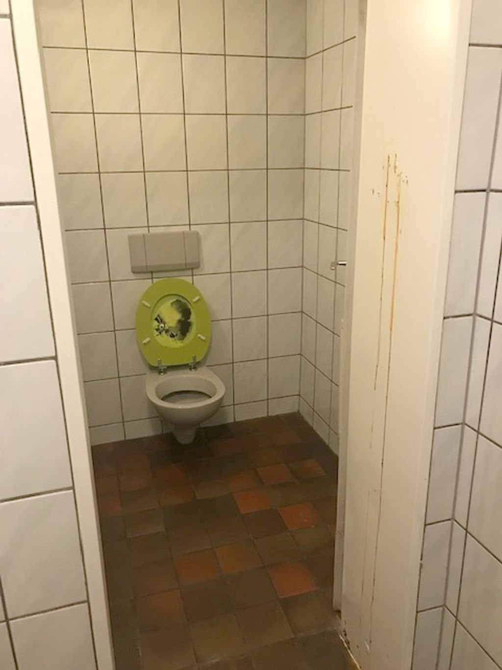 10 Toilettenanlage (2)