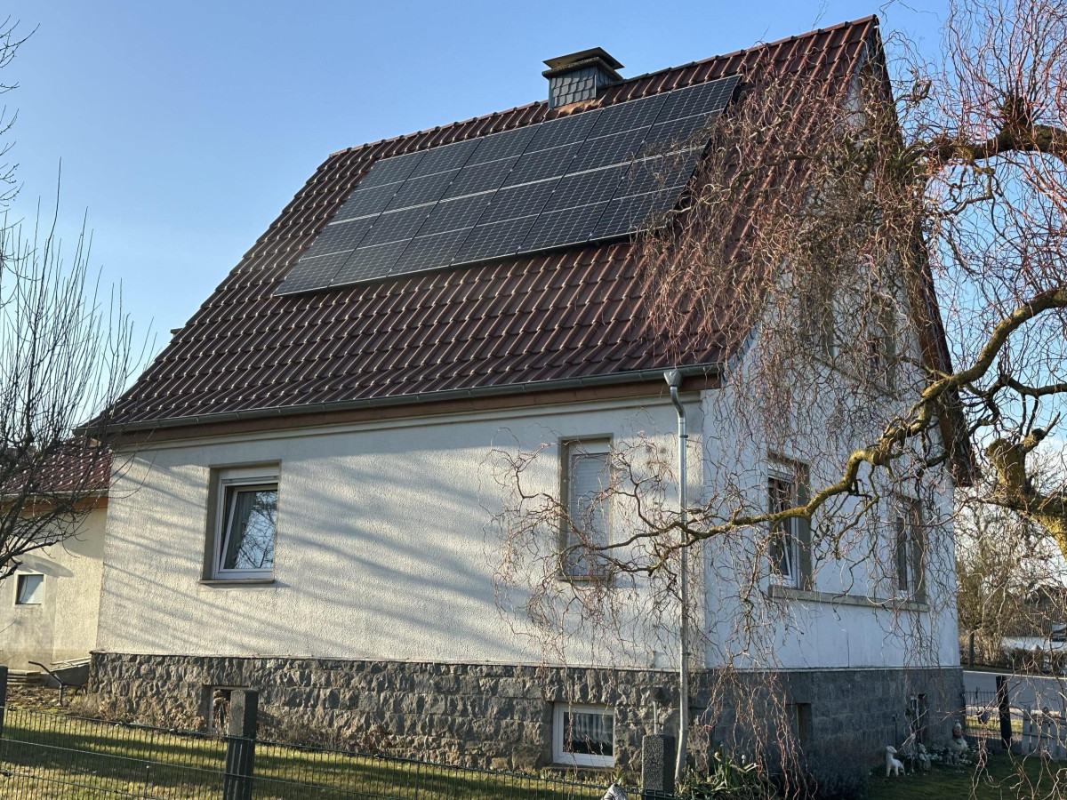 Seitenansicht-PV-Anlage