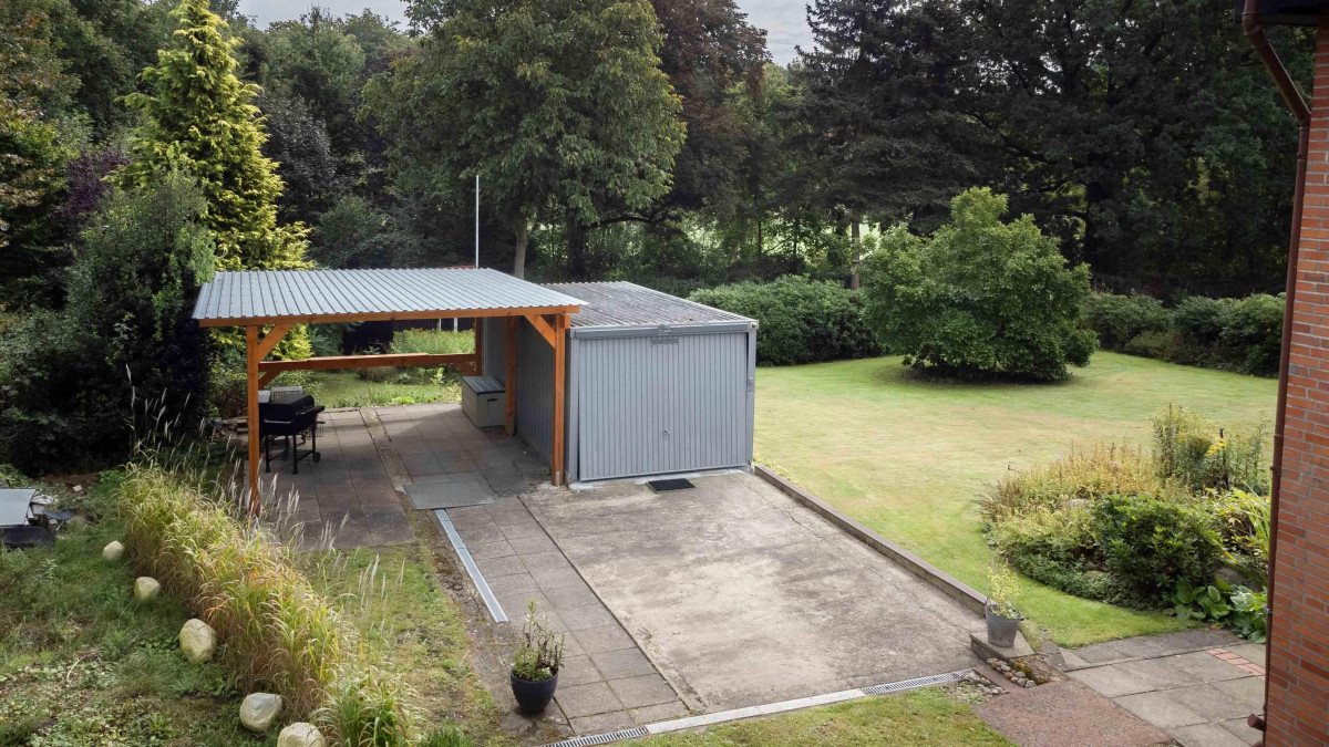 Garage + Unterstand