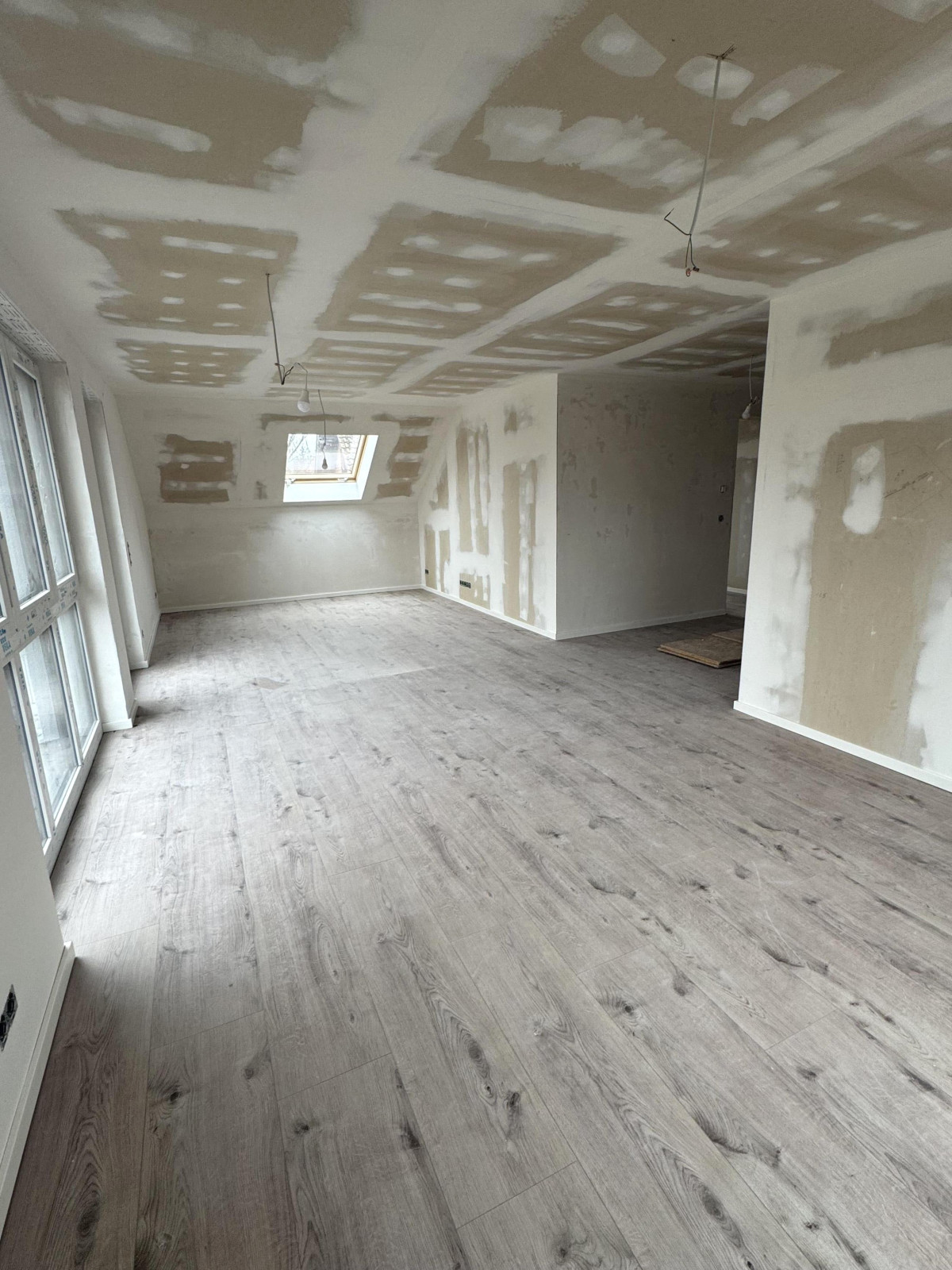 Großzügiges Wohnzimmer