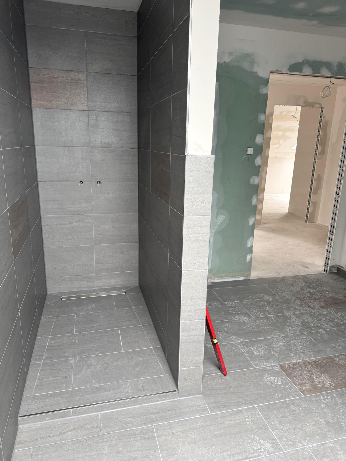Modernes Badezimmer