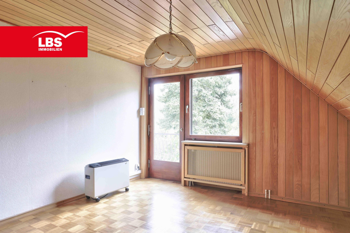Schlafzimmer mit Balkon