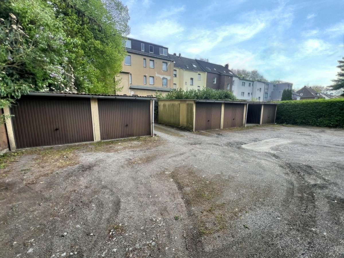 Garagenansicht 1. Reihe