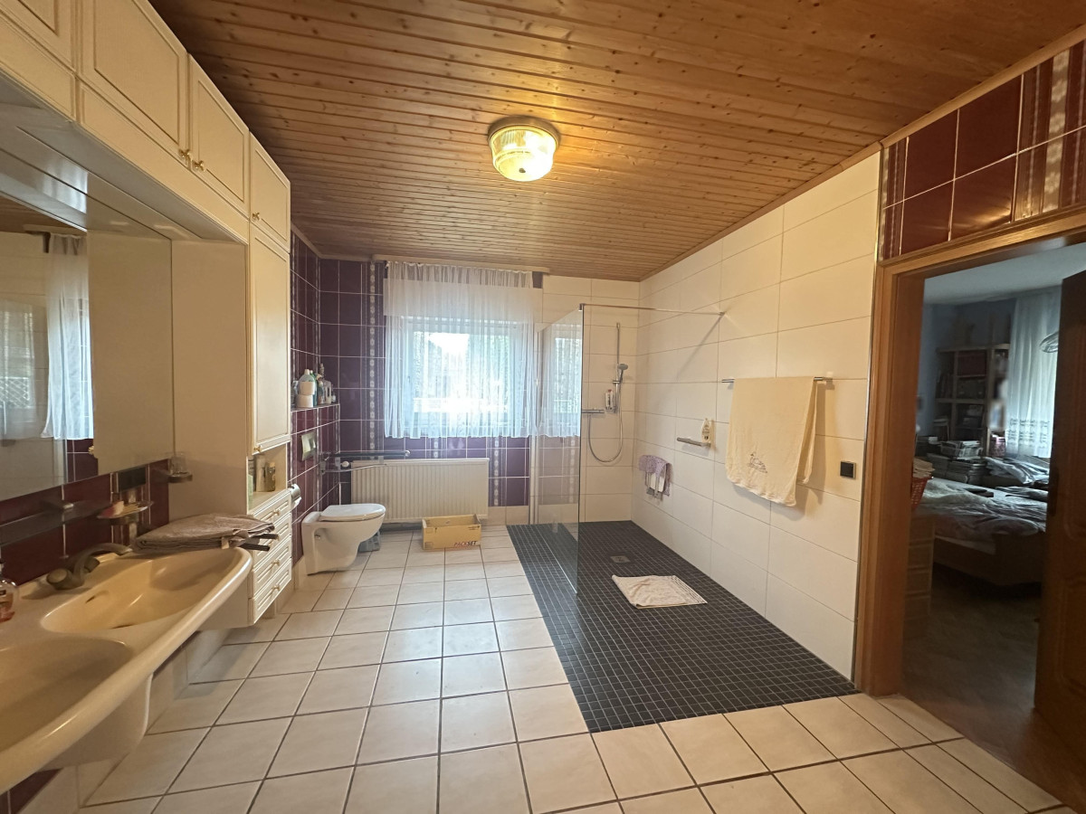 Badezimmer Erdgeschoss