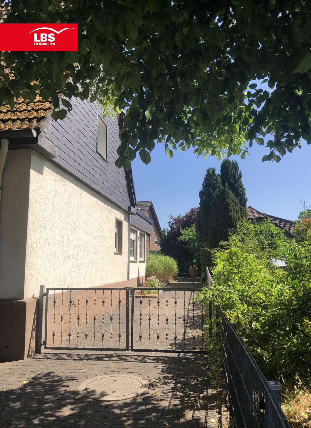 Einfahrt