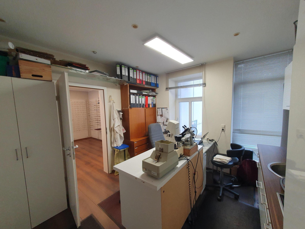 Büro/Küche