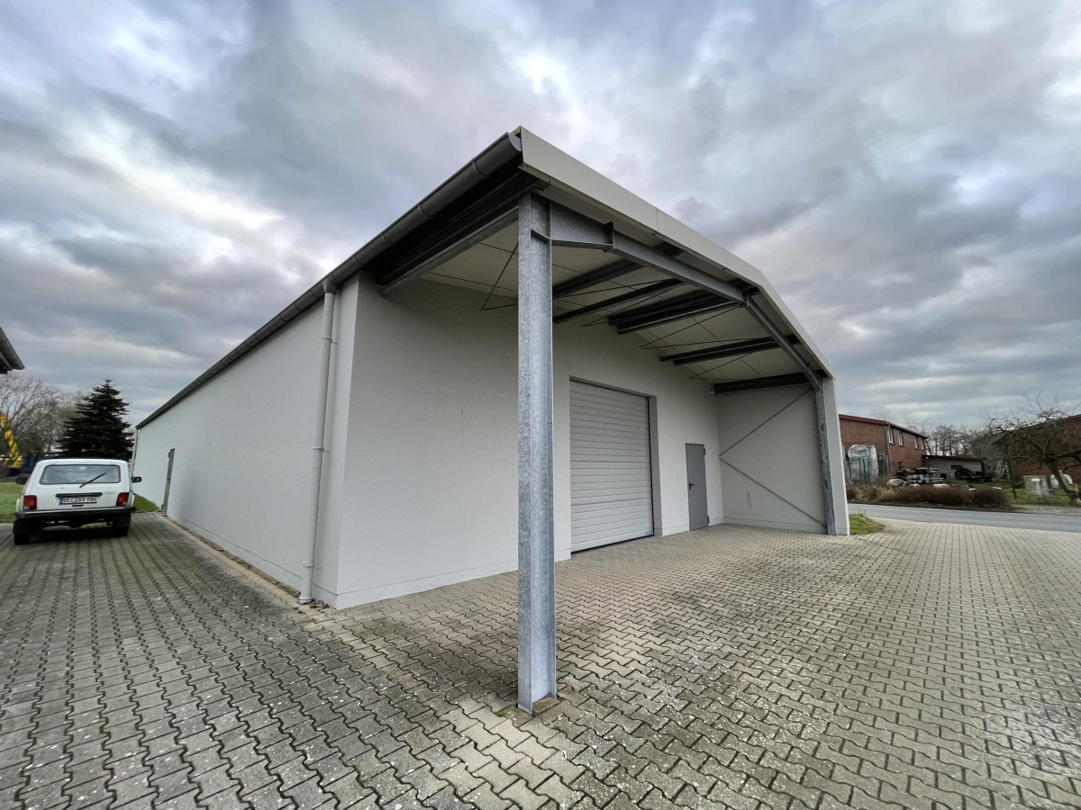 Lagerhalle 2