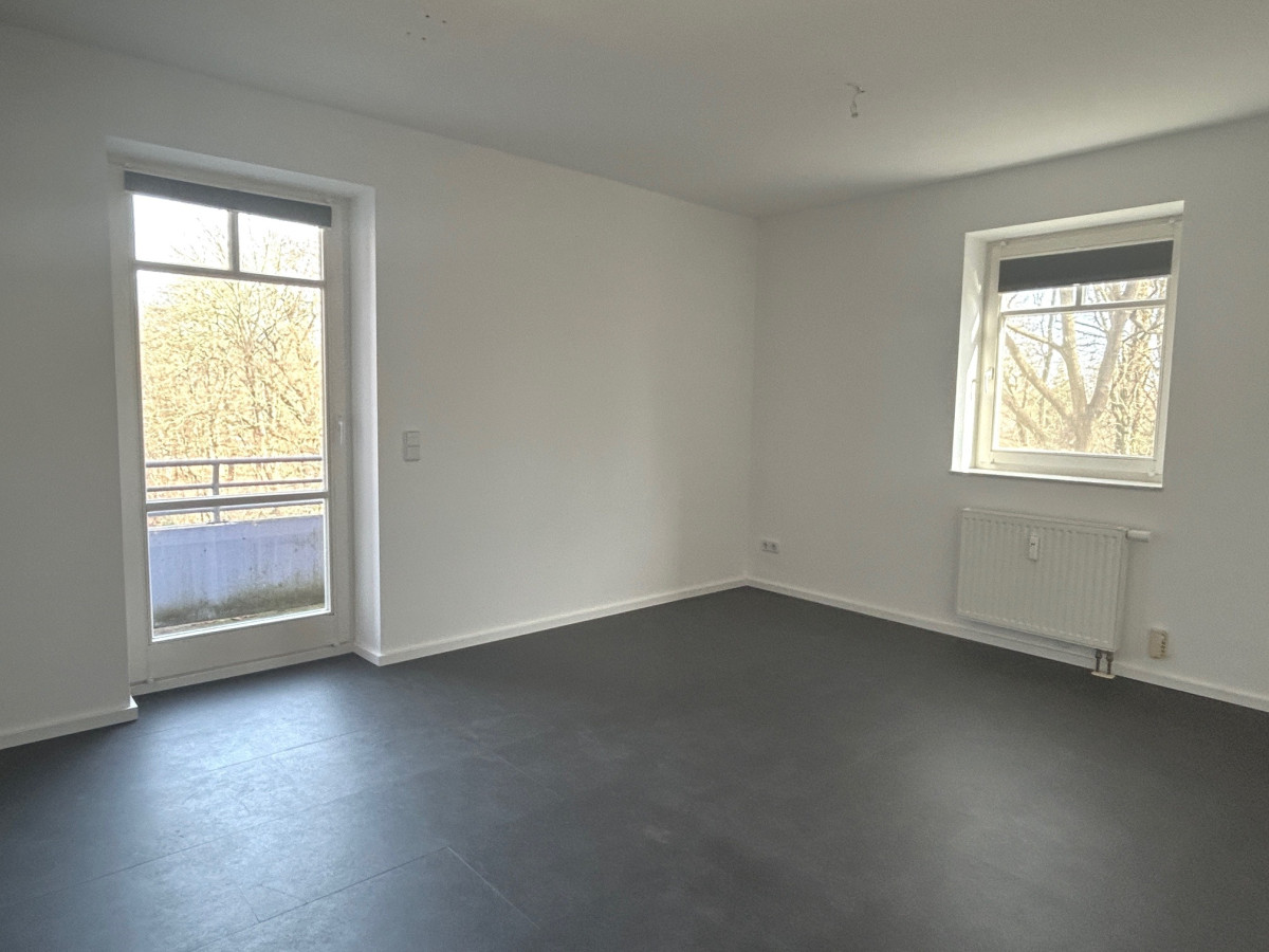 Zimmer mit Balkon