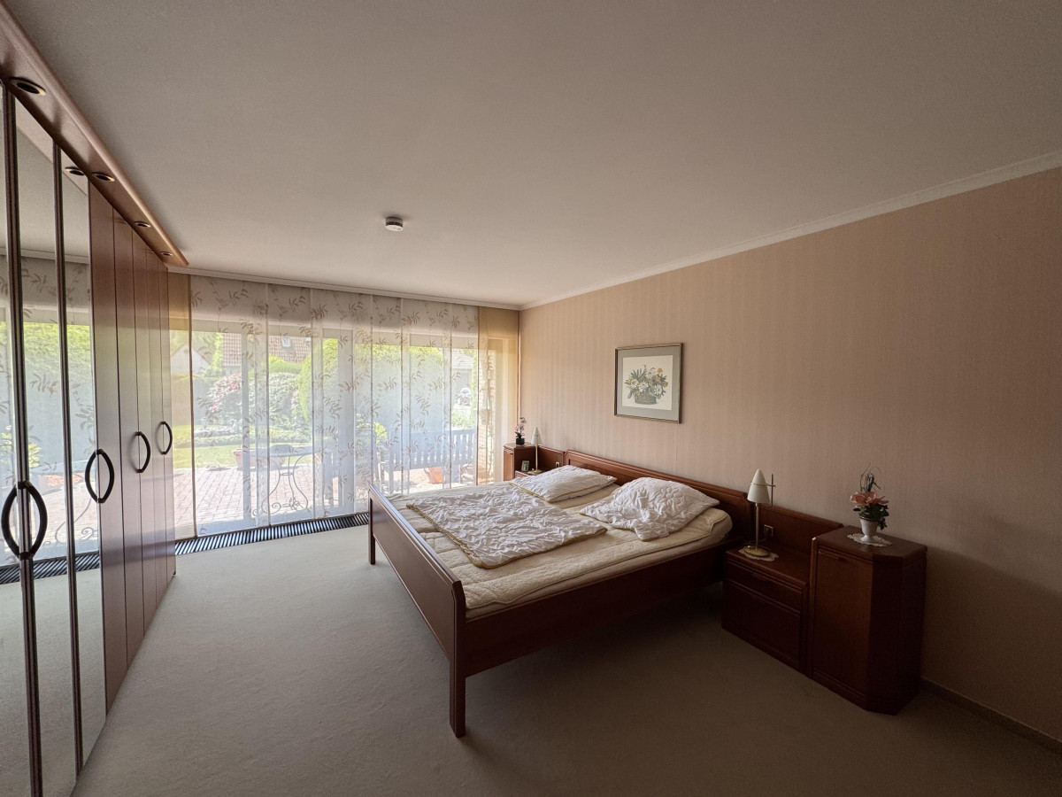 Schlafzimmer EG