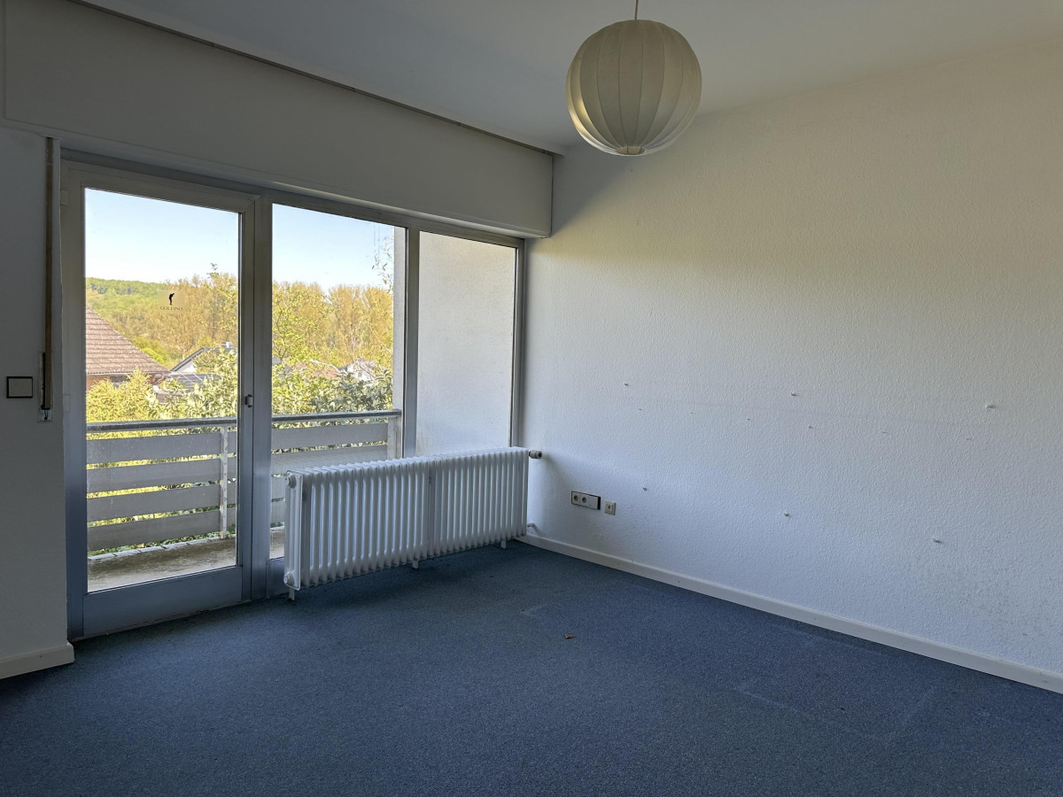 Wohnraum mit Balkon