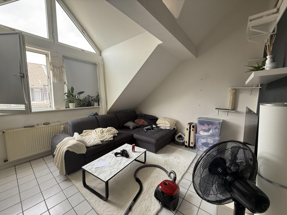 Wohnung DG rechts