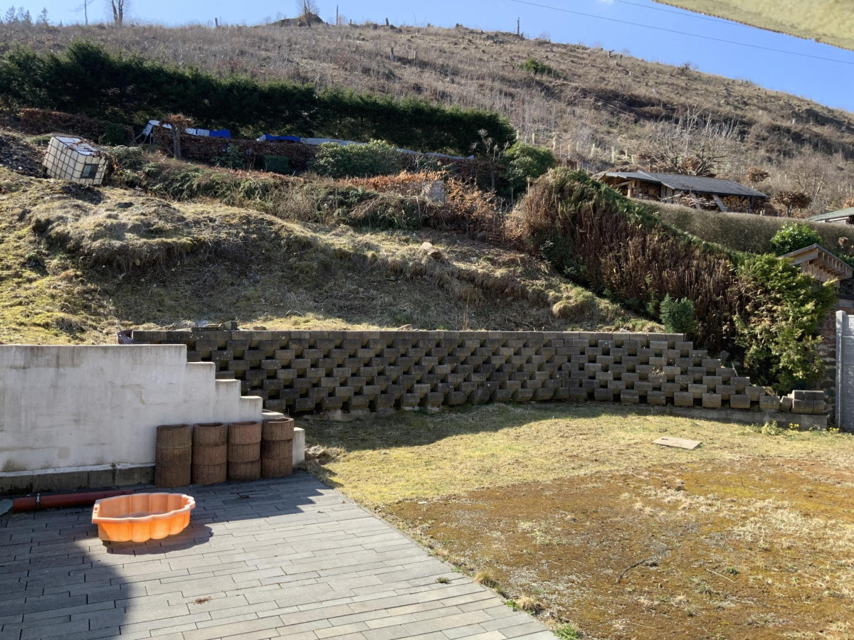 Terrasse mit Garten