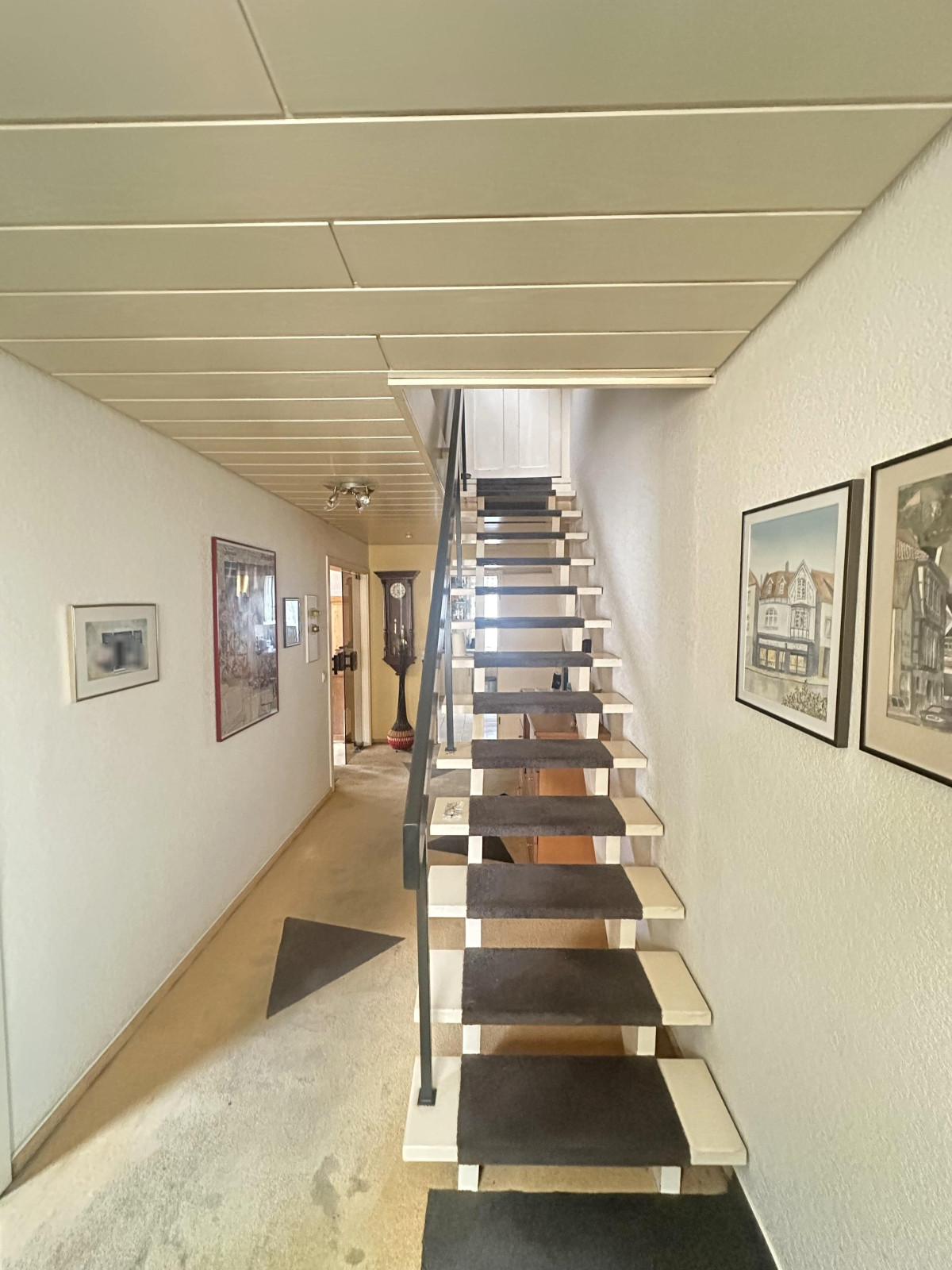 Treppenaufgang ins Dachgeschoss