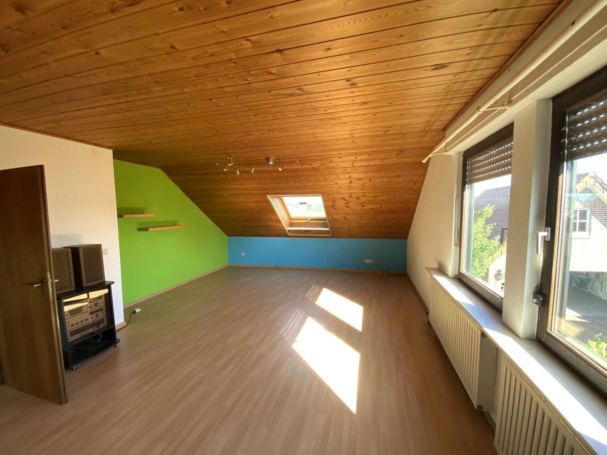 Schlafzimmer DG