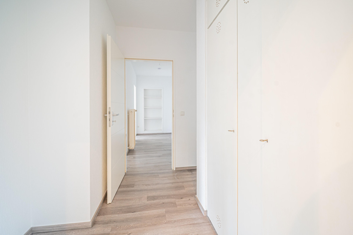 Flur mit Einbauschrank