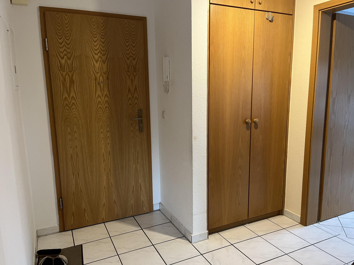 Diele mit Einbauschrank