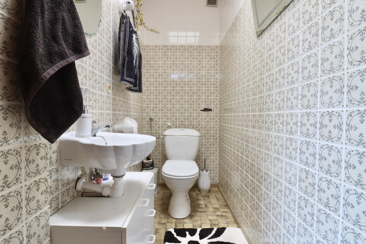 Gäste-WC - EG