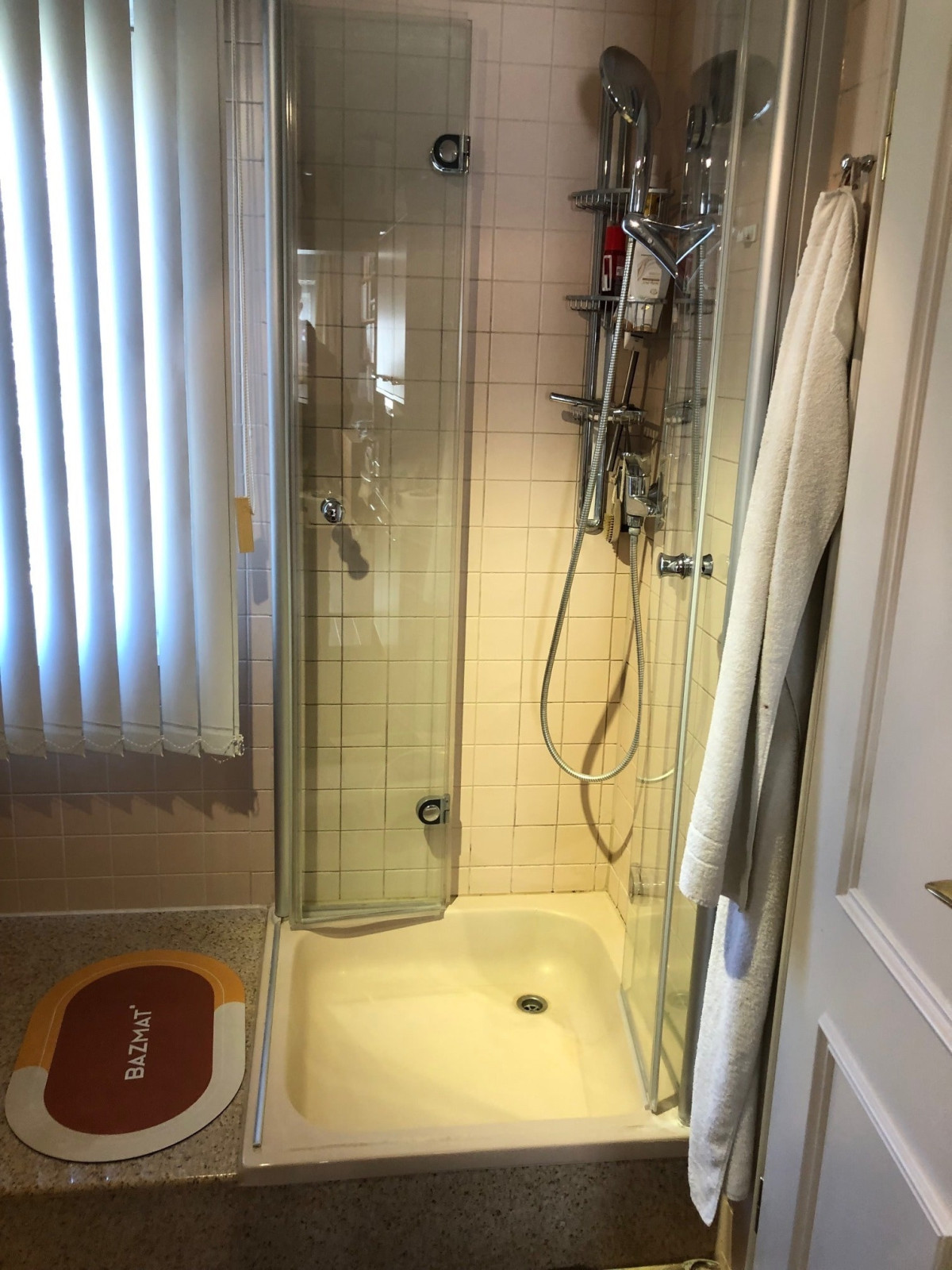 Bad Dusche
