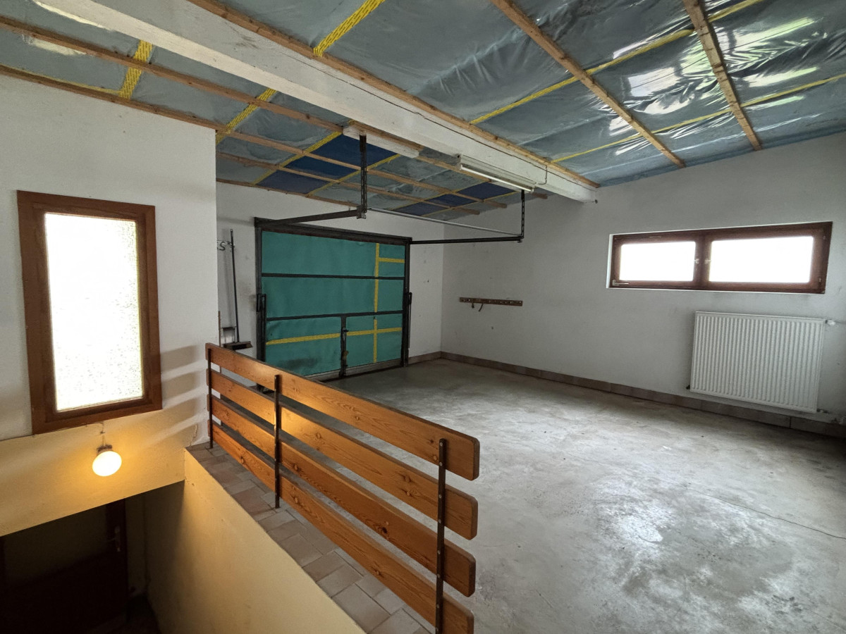 EG - Garage 1 mit Kellereingan