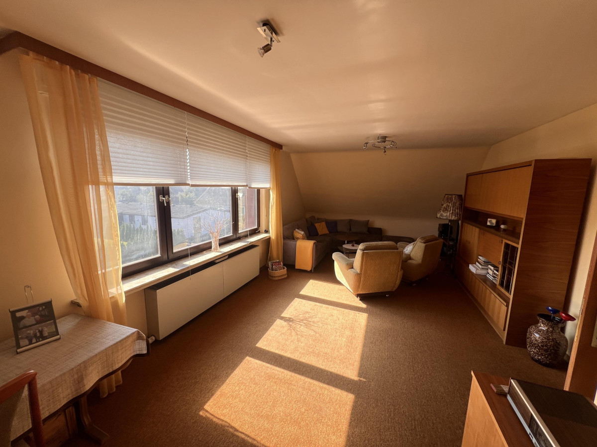 Wohnzimmer im DG