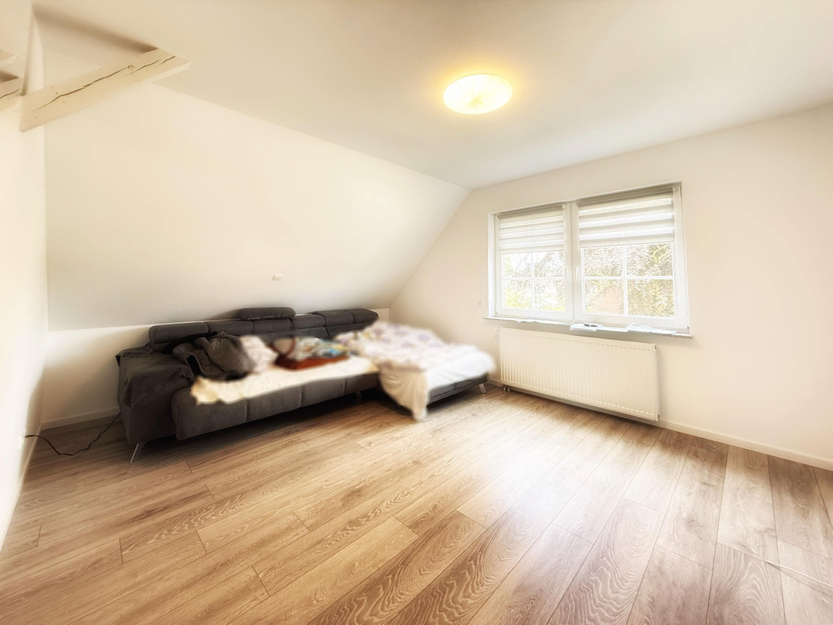 Zimmer 1 von 4 im DG