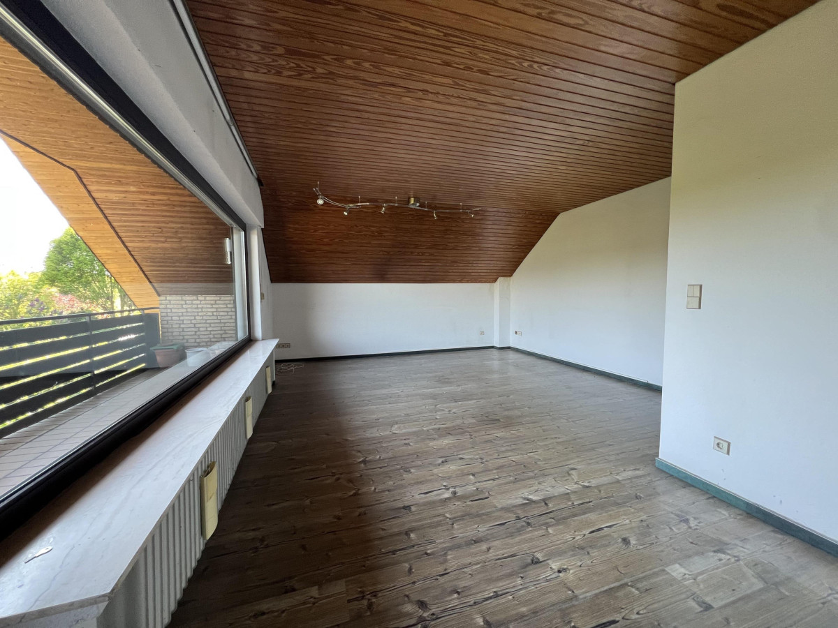 Wohnzimmer DG