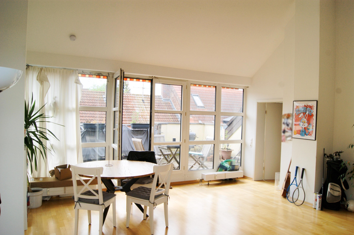 Wohnzimmer (Bild 3)