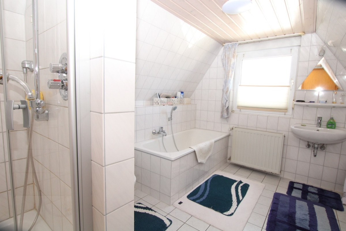 Badezimmer DG