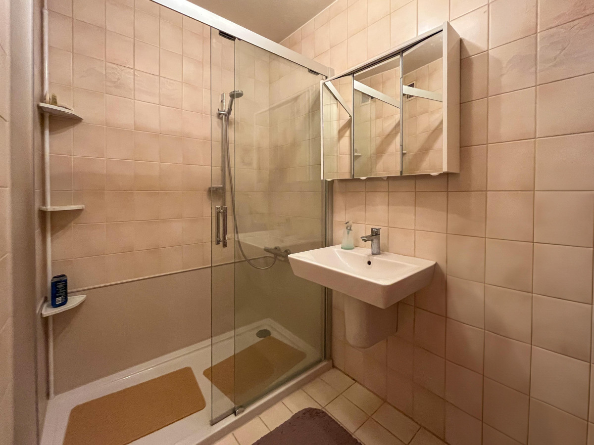 Badezimmer EG