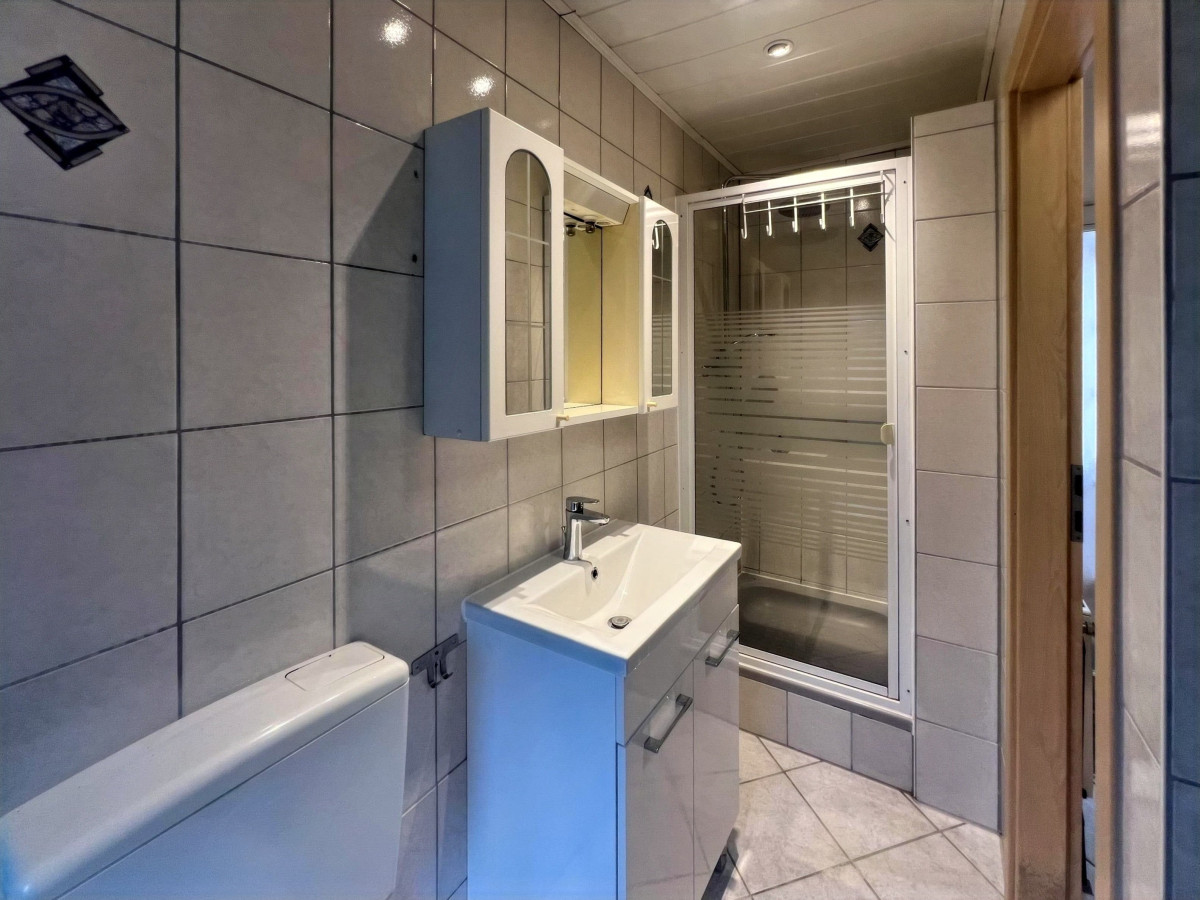 Badezimmer (Einliegerwohnung)