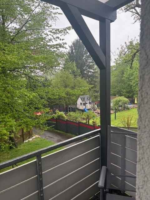 36-OG-rechts-Balkon