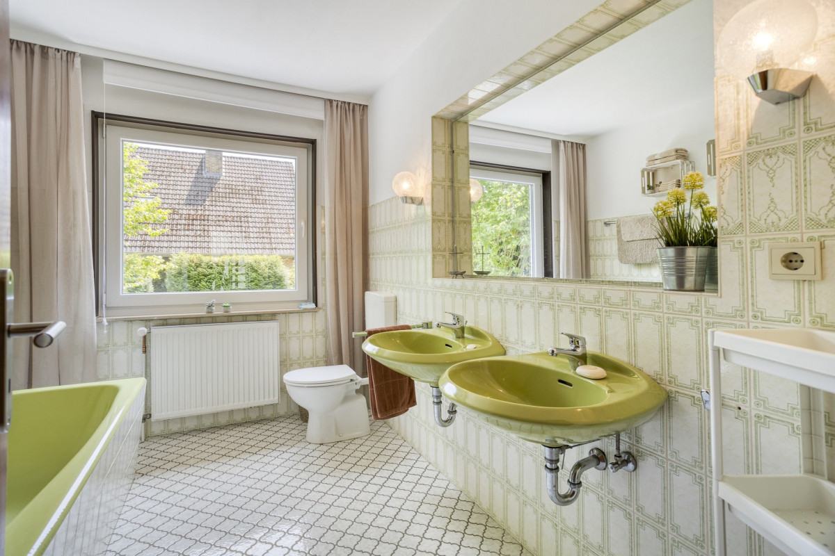 Badezimmer EG