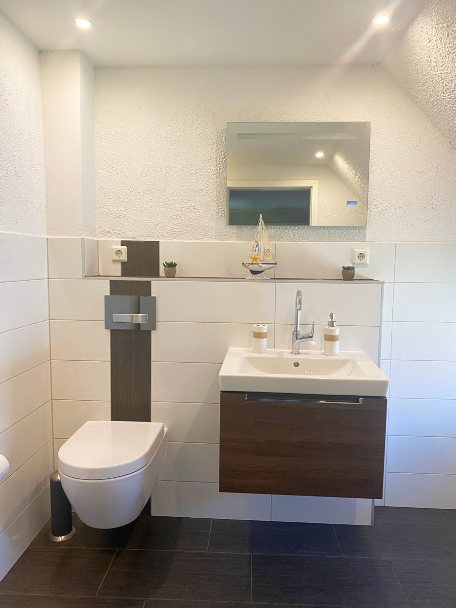 Modernes Gäste-WC