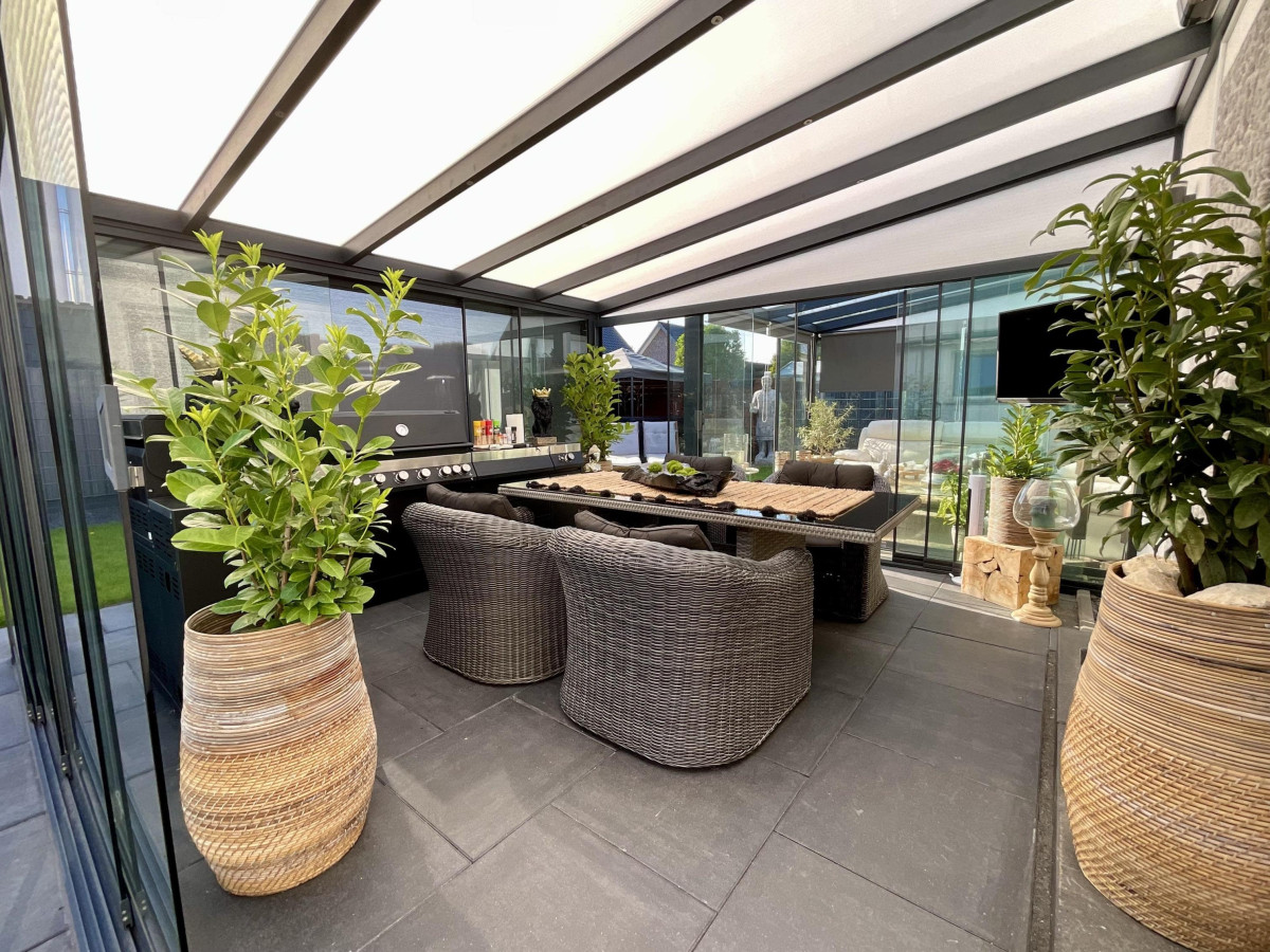 Wintergarten mit Grillbereich