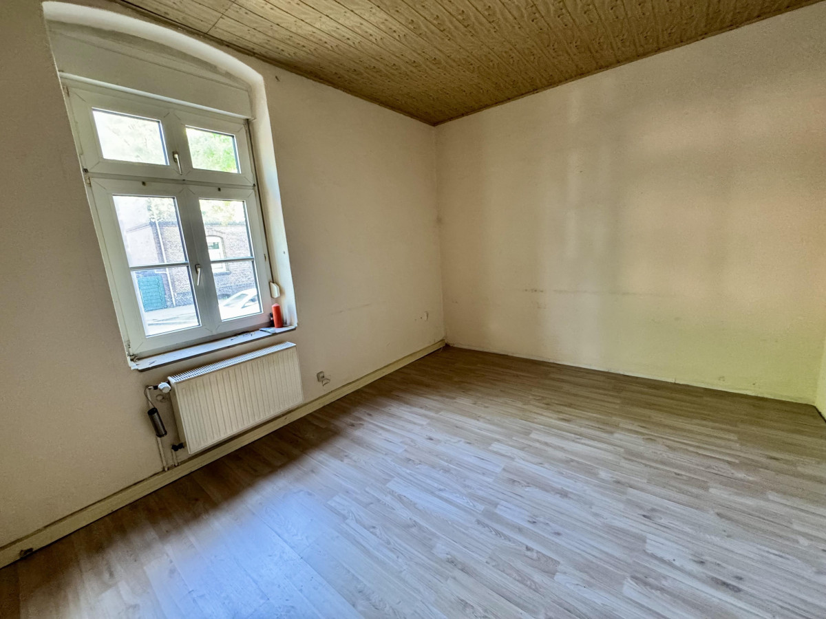 Wohnzimmer links
