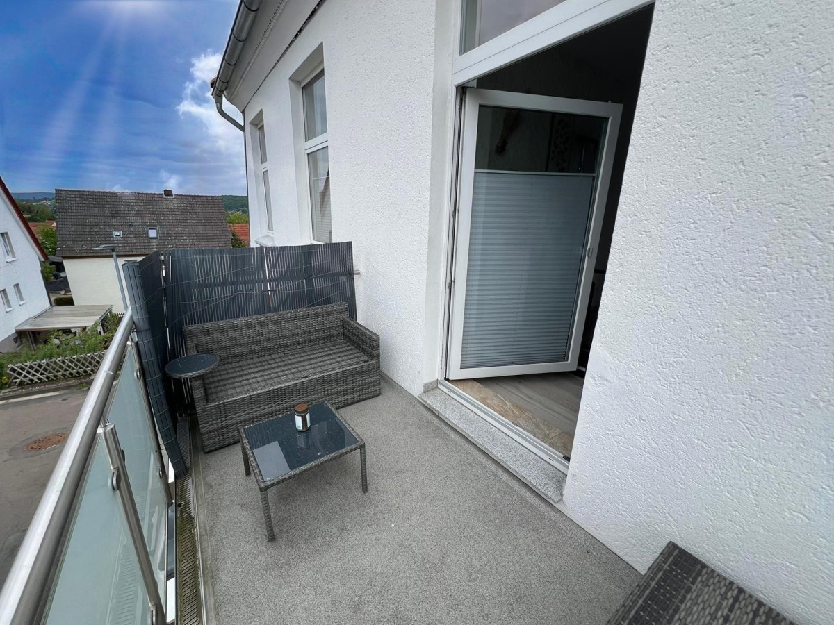 Balkonfenster, Austritt