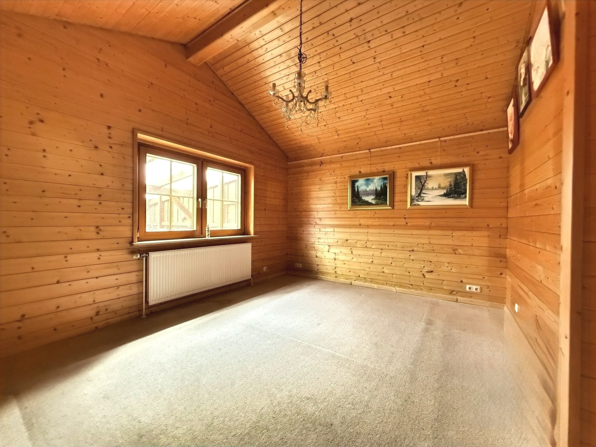 Zimmer mit Giebelblick