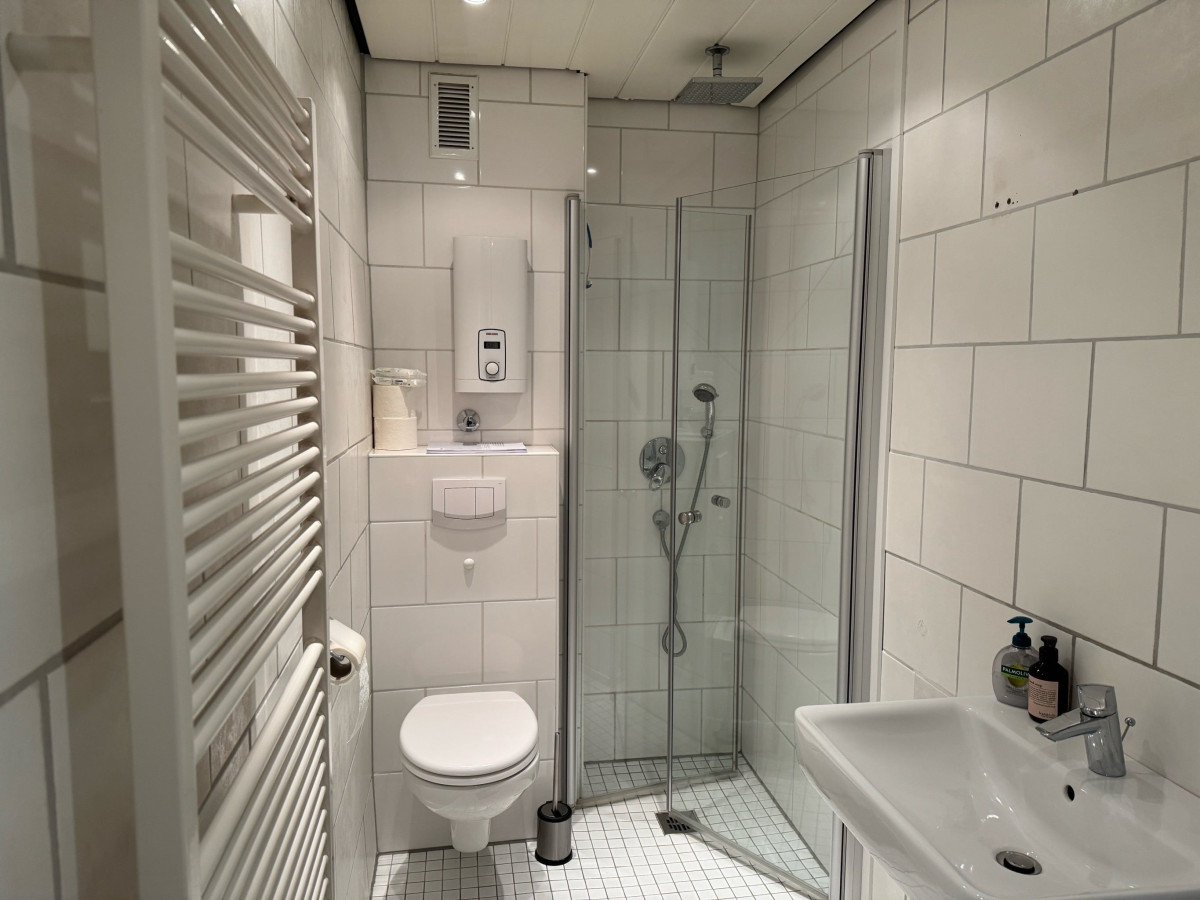 Badezimmer 2