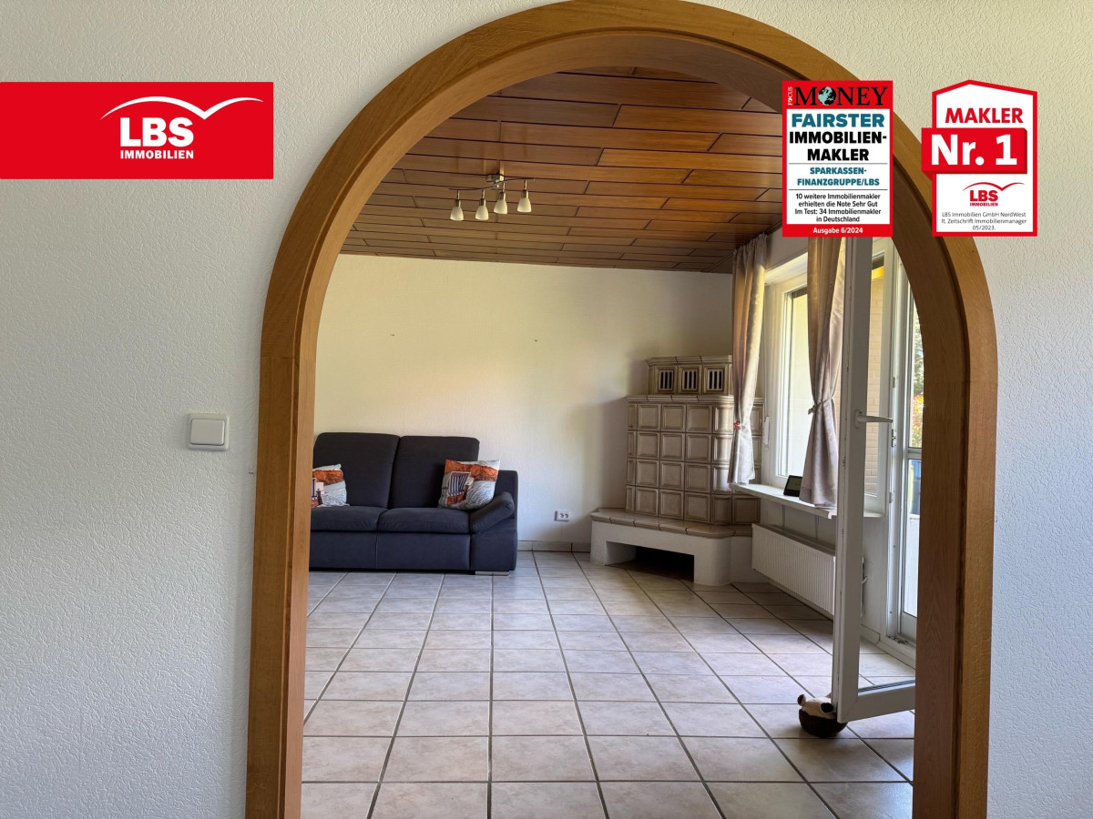 Nebenzimmer mit Blick auf WZ